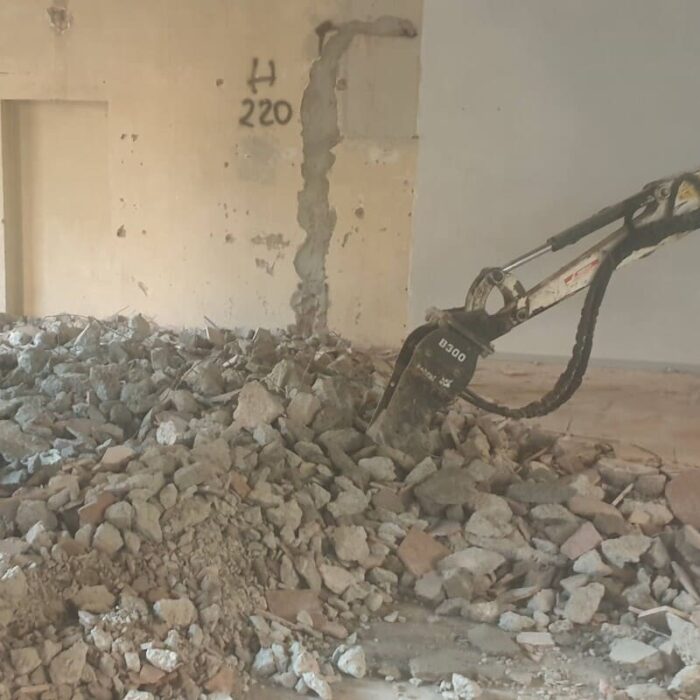Demolizione interno abitazione