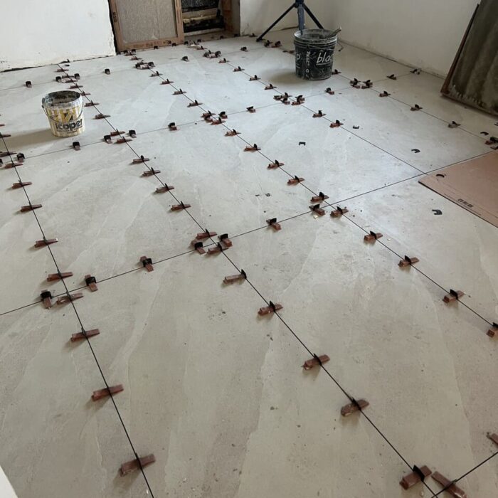 Posa pavimento in marmo